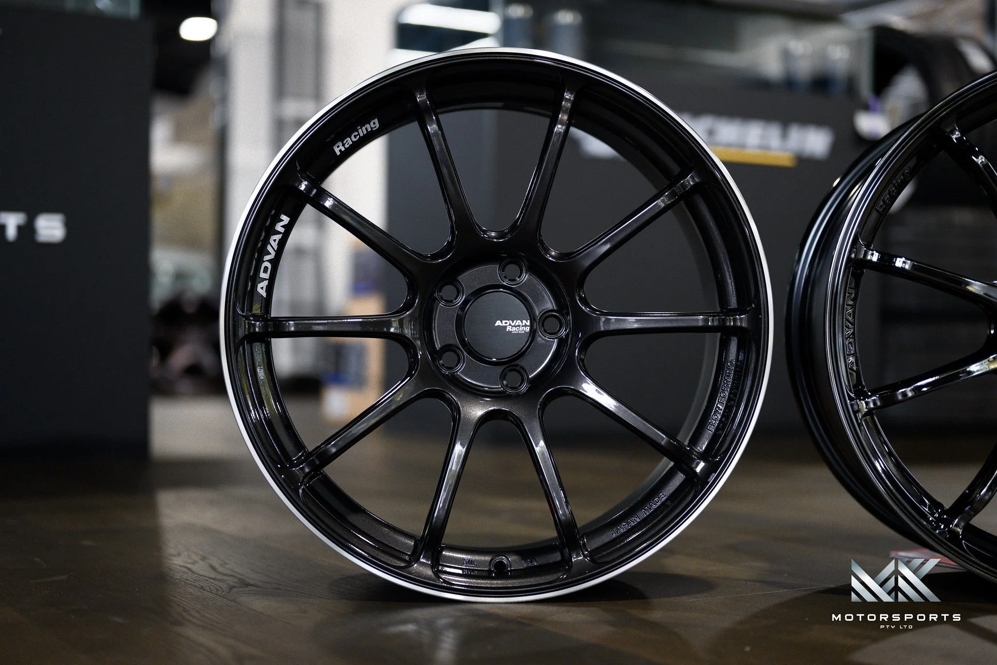 Advan Racing RSIII 5x112 - Image 4