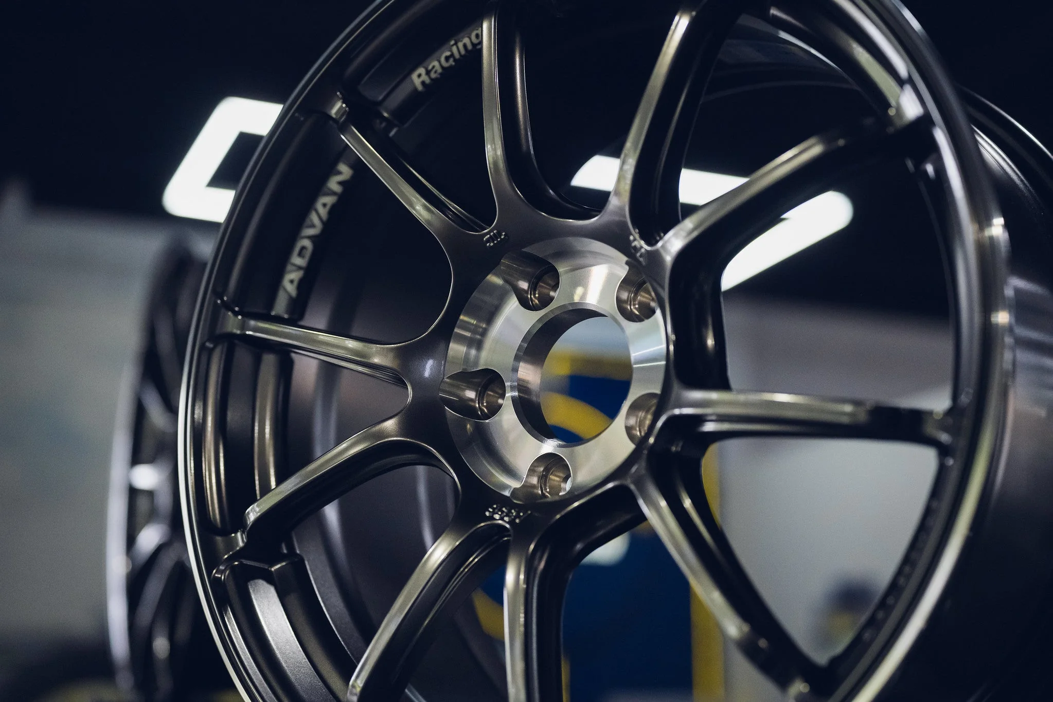 Advan Racing RZIII 5x120 - Image 11