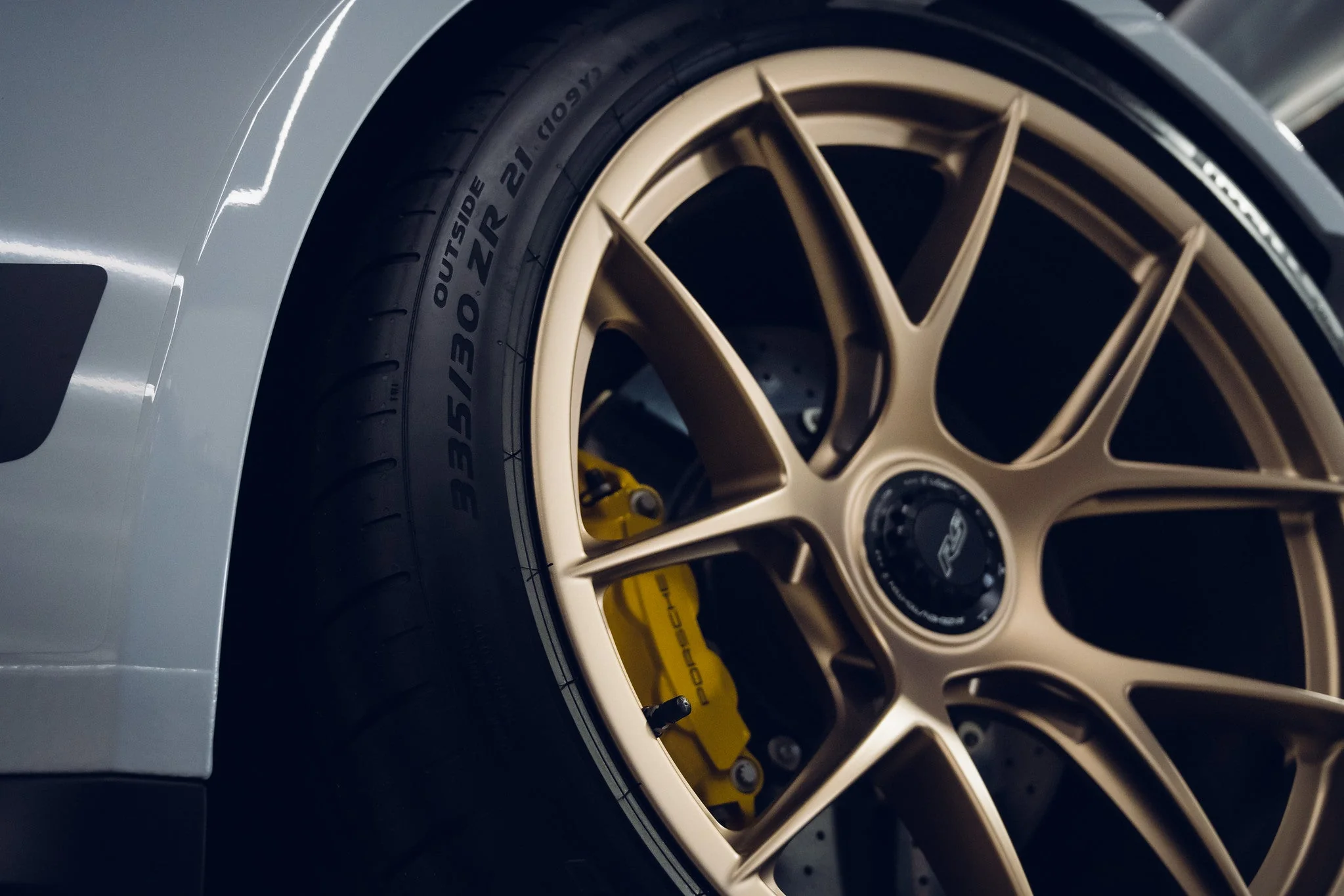 Pirelli P Zero Corsa PZC4 - 992 GT3RS - Image 4