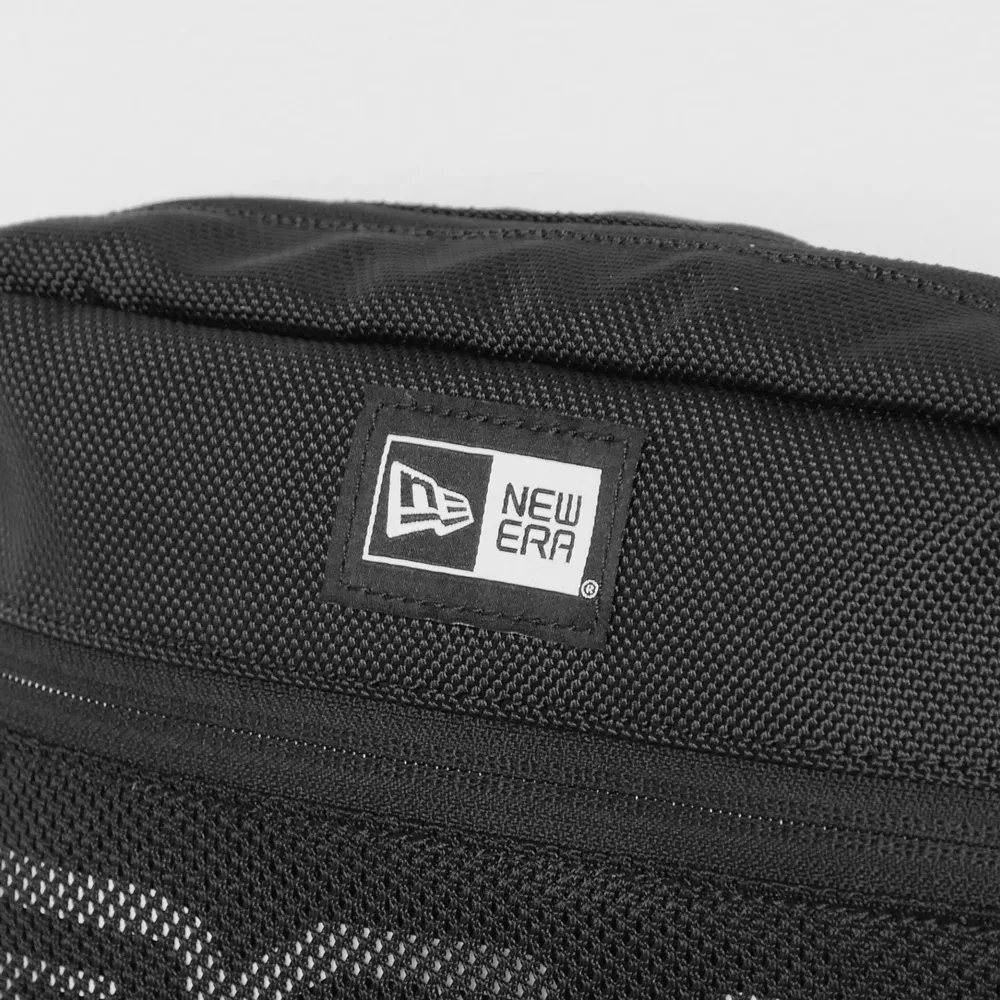 RAYSｘNEW ERA SHOULDER BAG 2L - Image 5