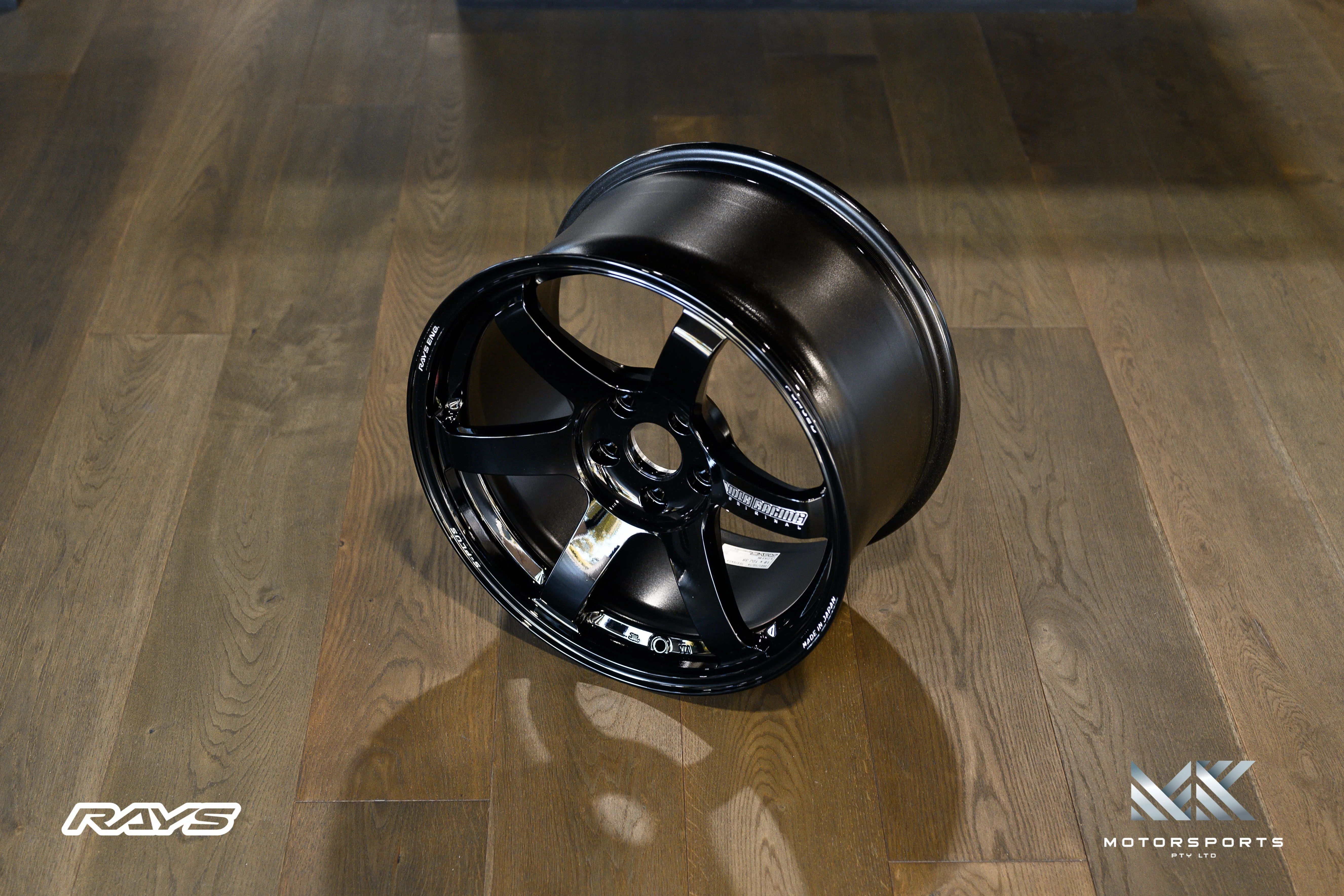 Volk Racing TE37 Saga S-Plus 18" - Image 9