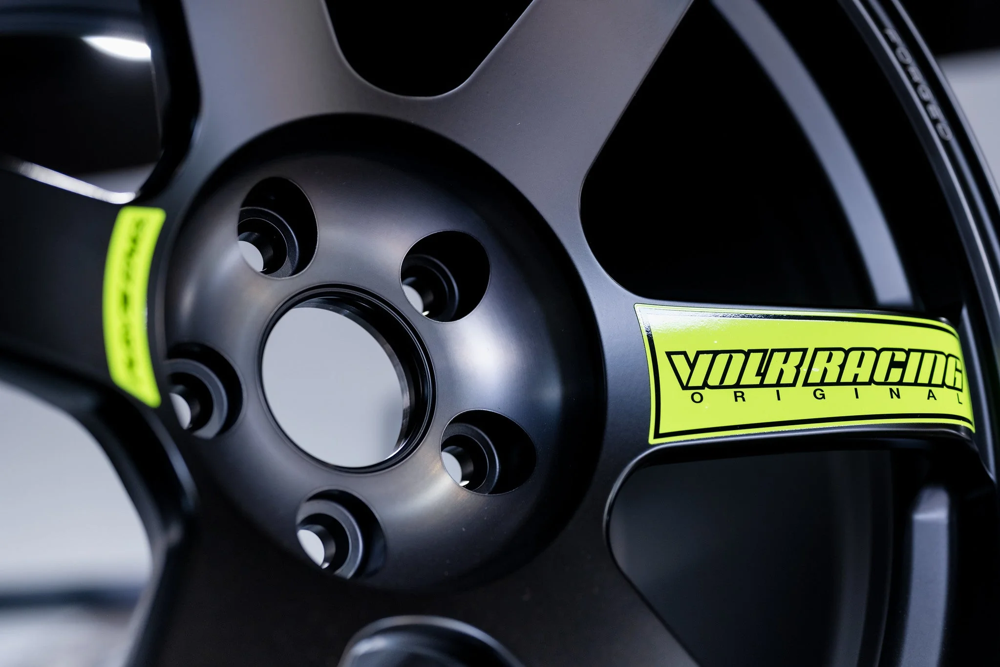 Volk Racing TE37 Saga SL M-Spec 5x108 - Image 5