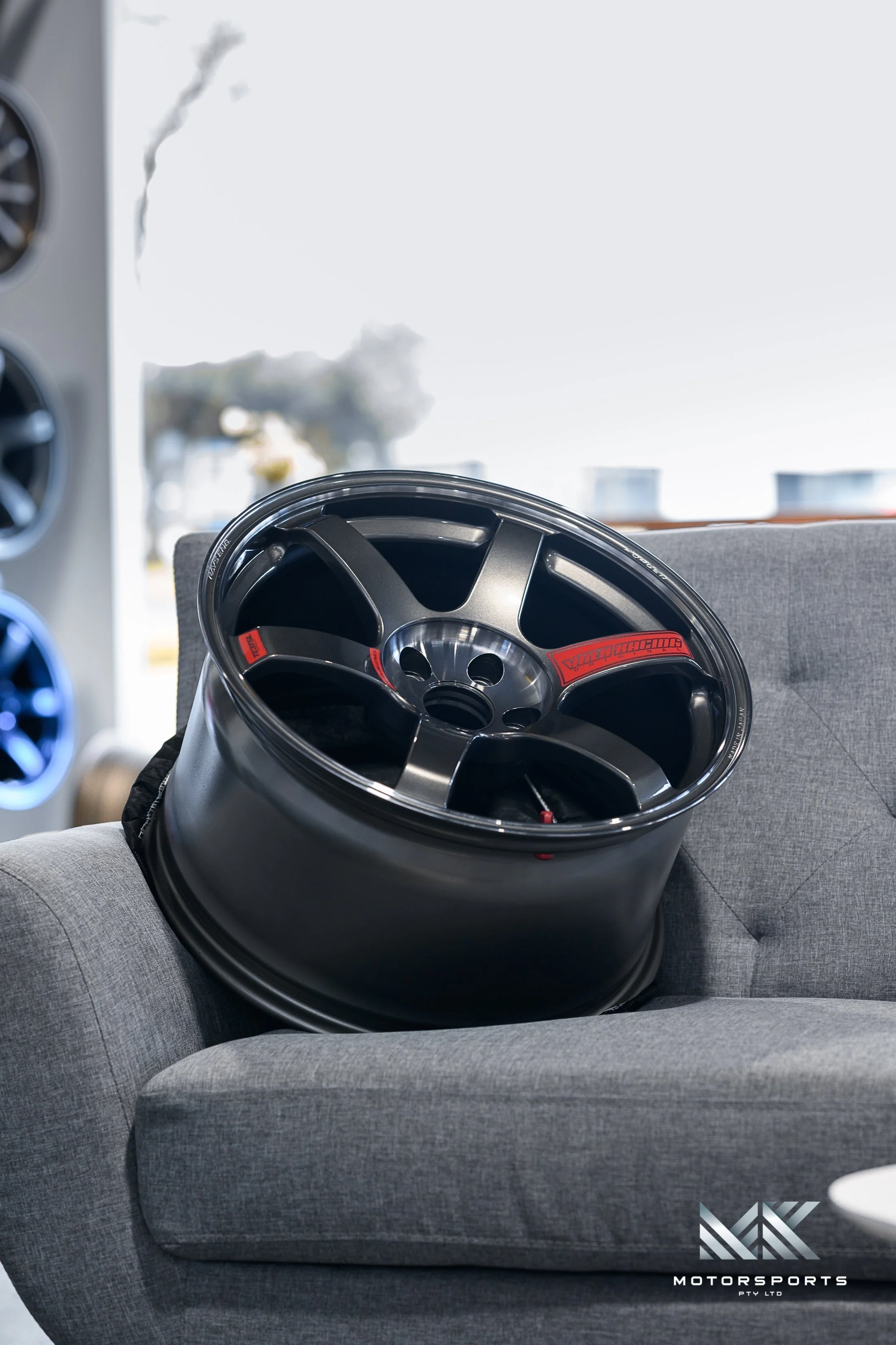Volk Racing TE37 Saga SL - Obsolete Units - Image 3