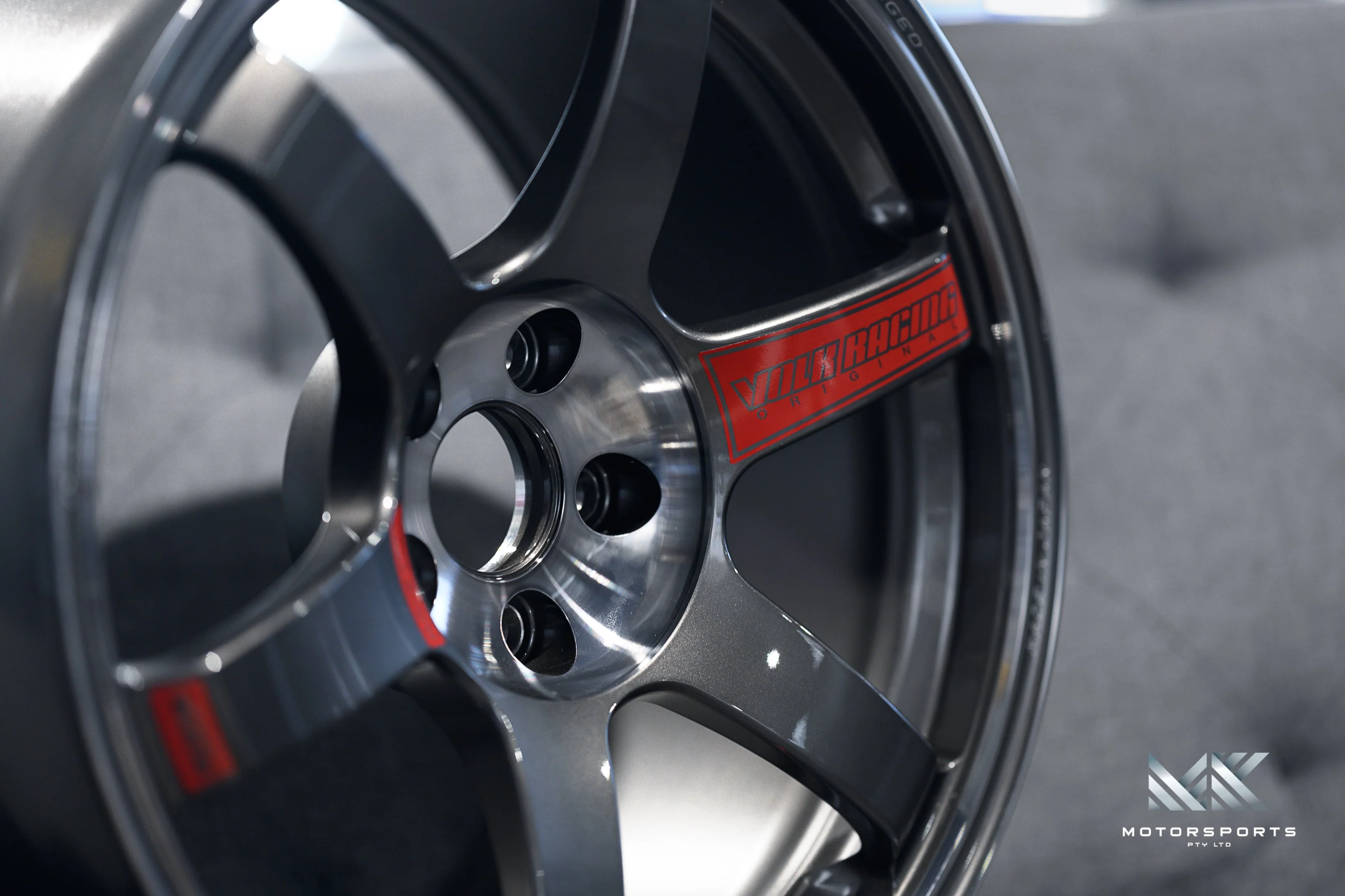 Volk Racing TE37 Saga SL - Obsolete Units - Image 6