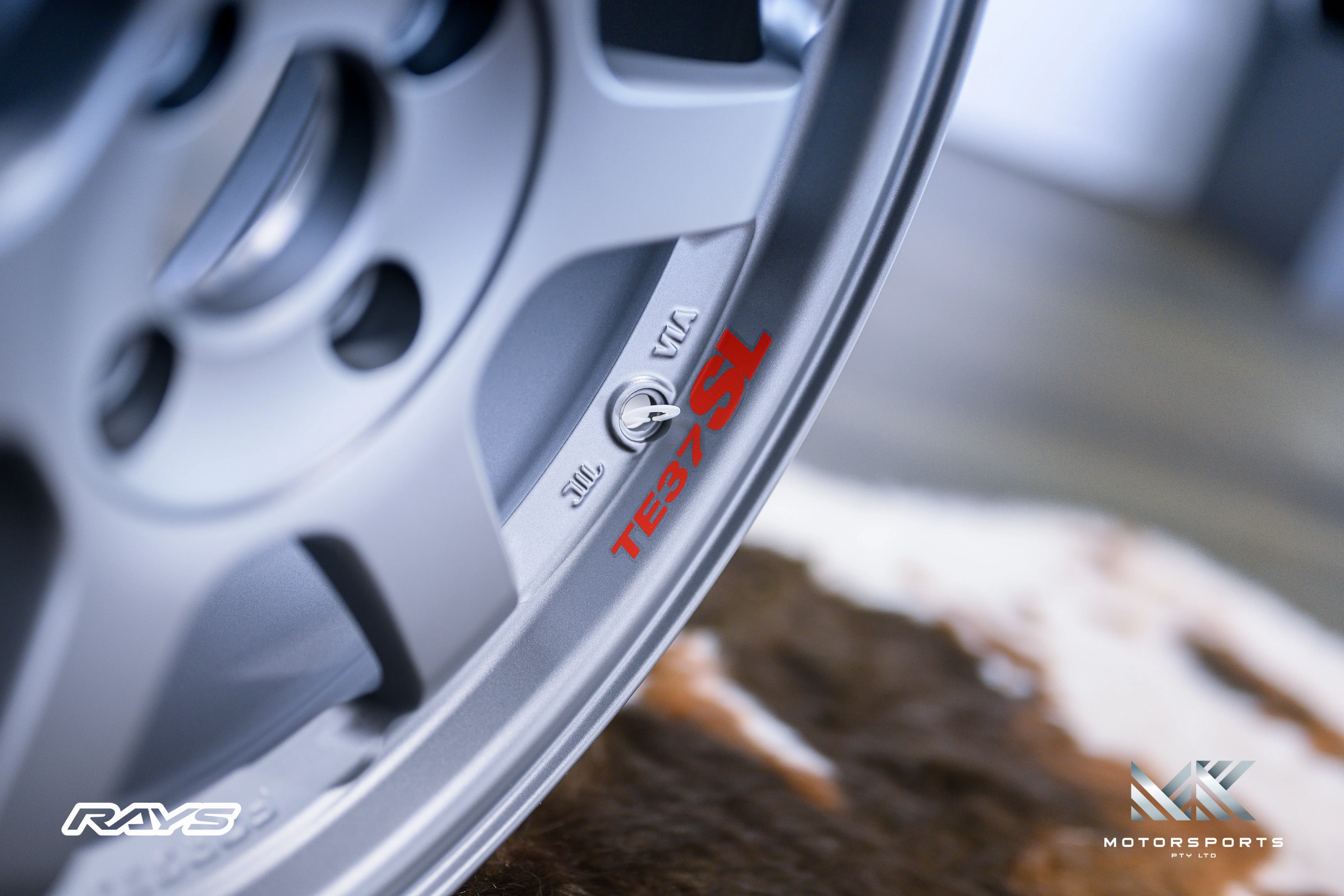 Volk Racing TE37SL 15" - Image 4