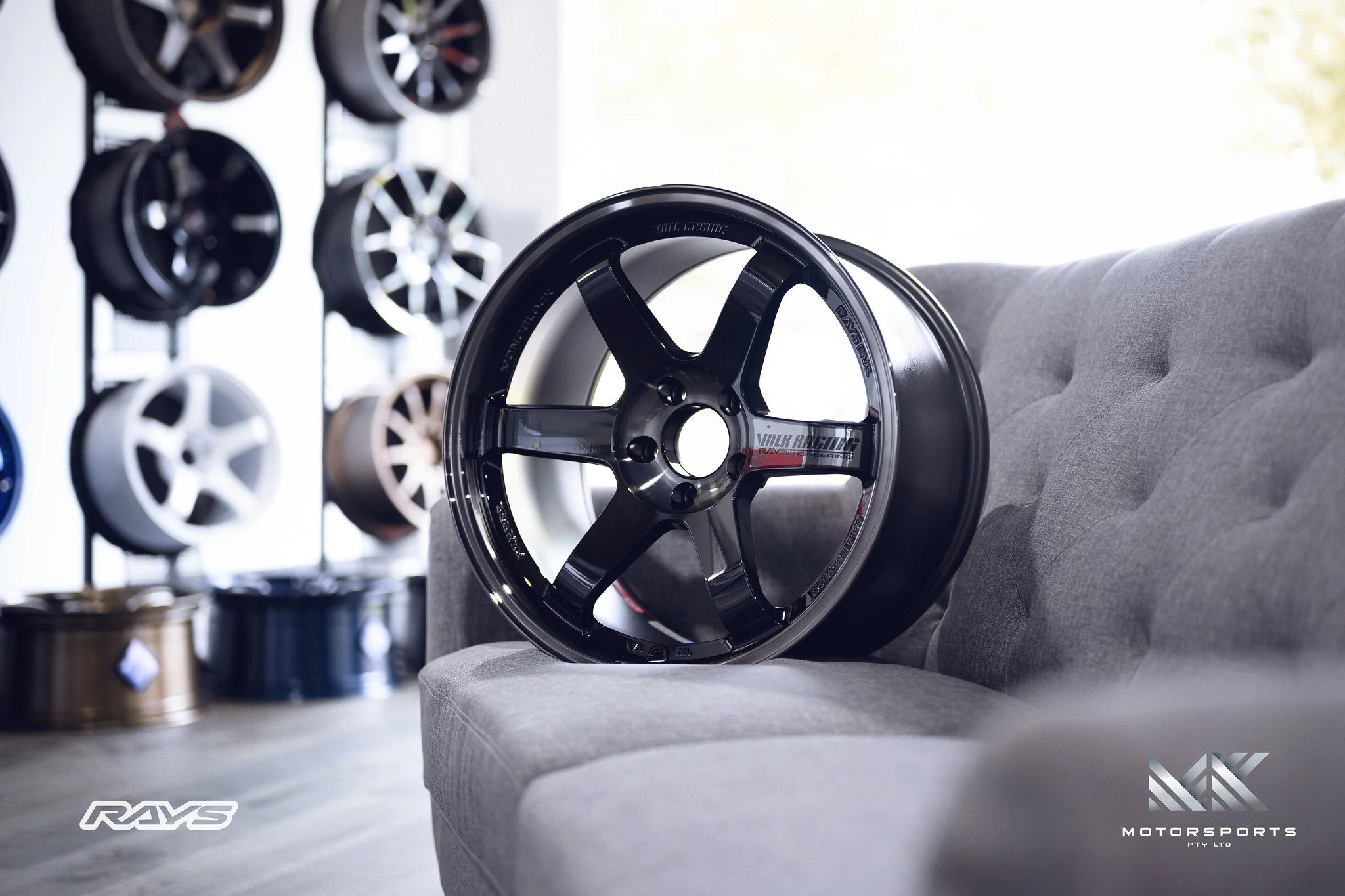 Volk Racing TE37SL 17" - Image 2