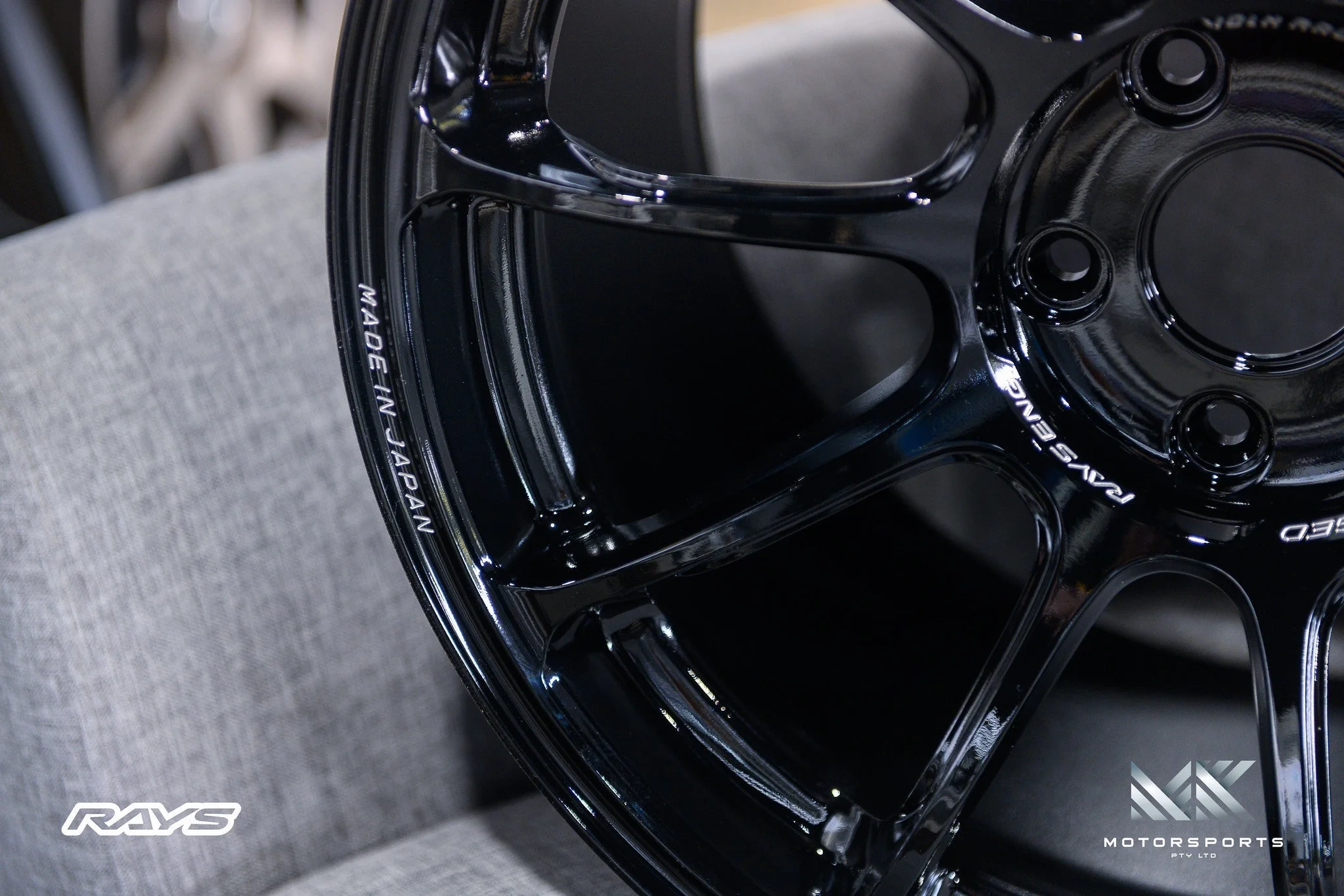 Volk Racing ZE40 18" - Image 19